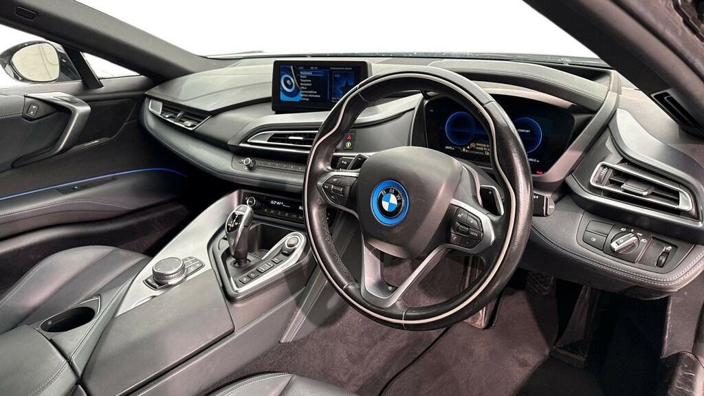 BMW i8 2dr Auto White #6