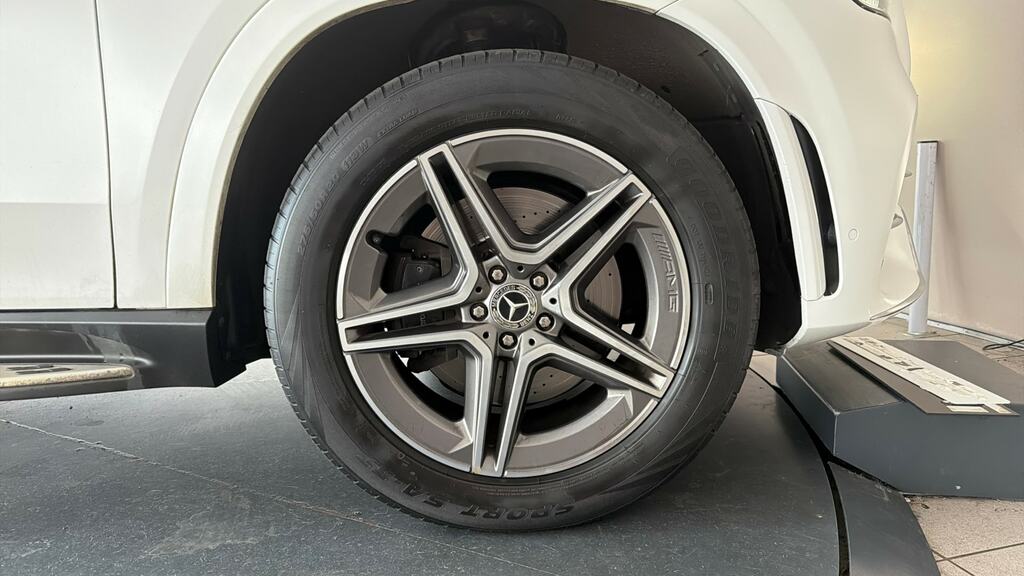 Mercedes-Benz GLE Class Gle 400 D 4Matic Amg Line Premium Plus Black #23