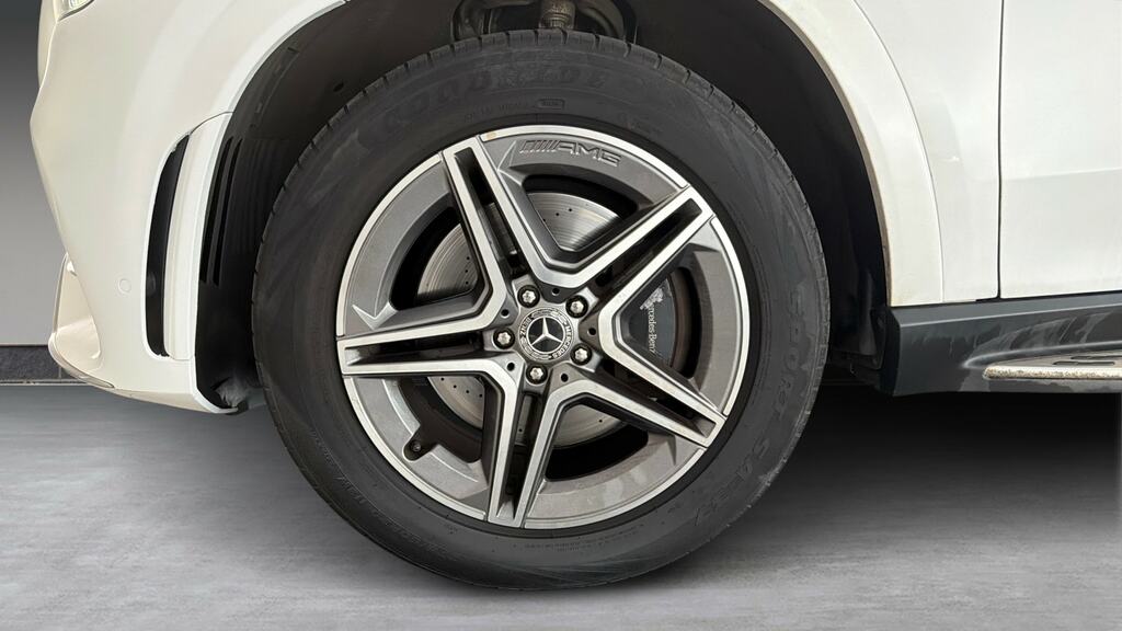Mercedes-Benz GLE Class Gle 400 D 4Matic Amg Line Premium Plus Black #26