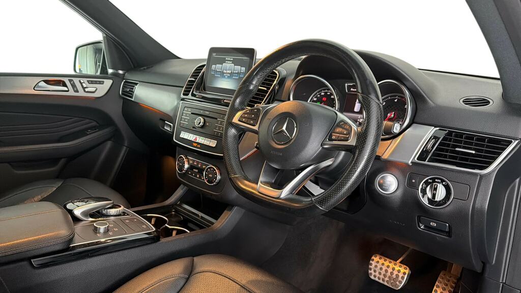 Mercedes-Benz GLE Class Amg Night Edition Black #9