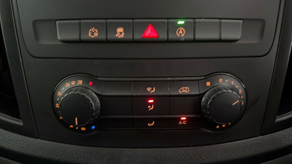 Mercedes-Benz Vito 110Cdi Progressive Van Silver #16