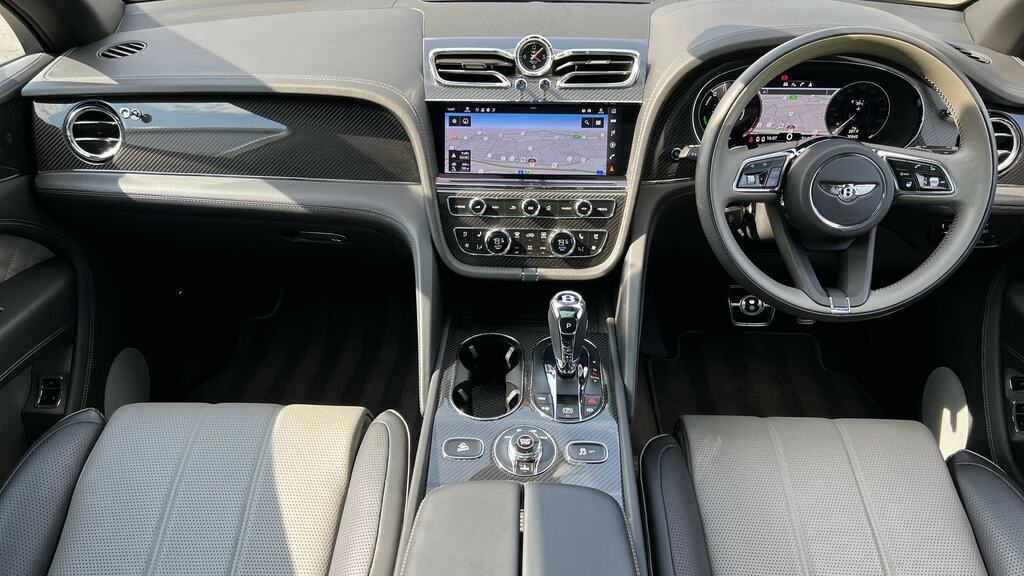 Bentley Bentayga 3.0 V6 Hybrid Mulliner Dr Sp Tour4seat Grey #4