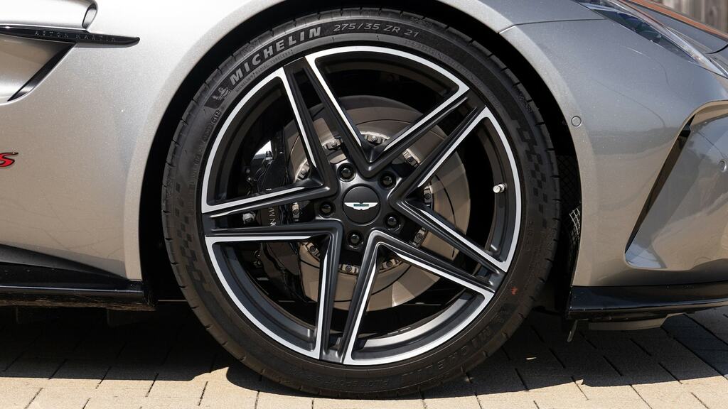 Aston Martin Vantage V8 S Silver #4