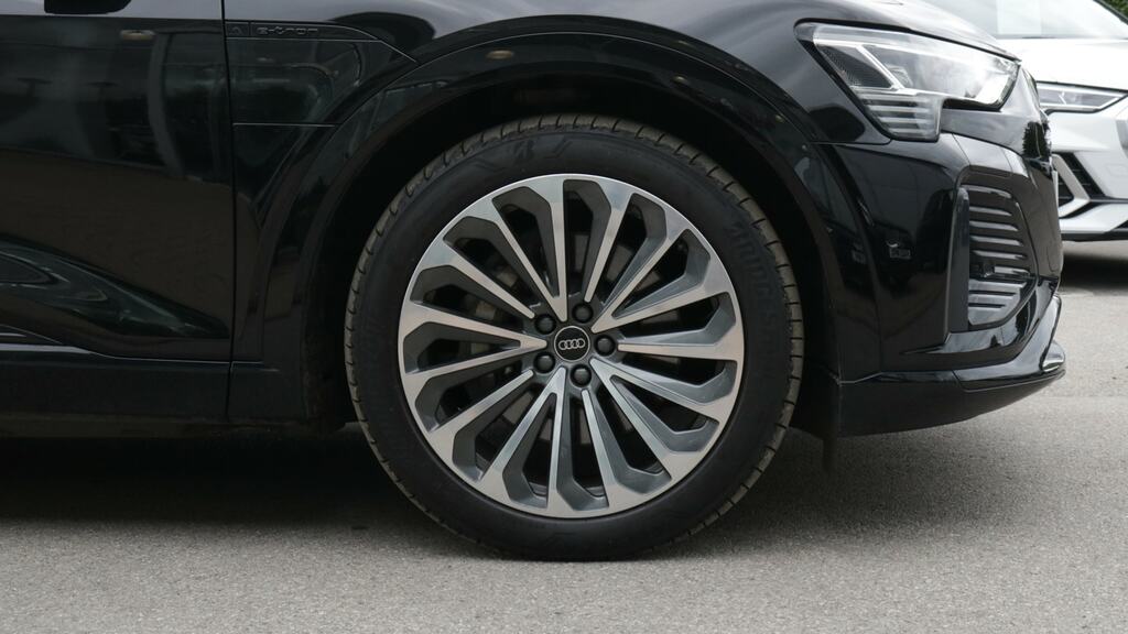 Audi Q8 e tron 300Kw 55 Quattro 114Kwh S Line Tech Pro Black #5