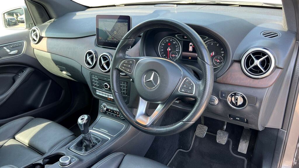 Mercedes-Benz B Class B200 Exclusive Edition Plus Grey #3