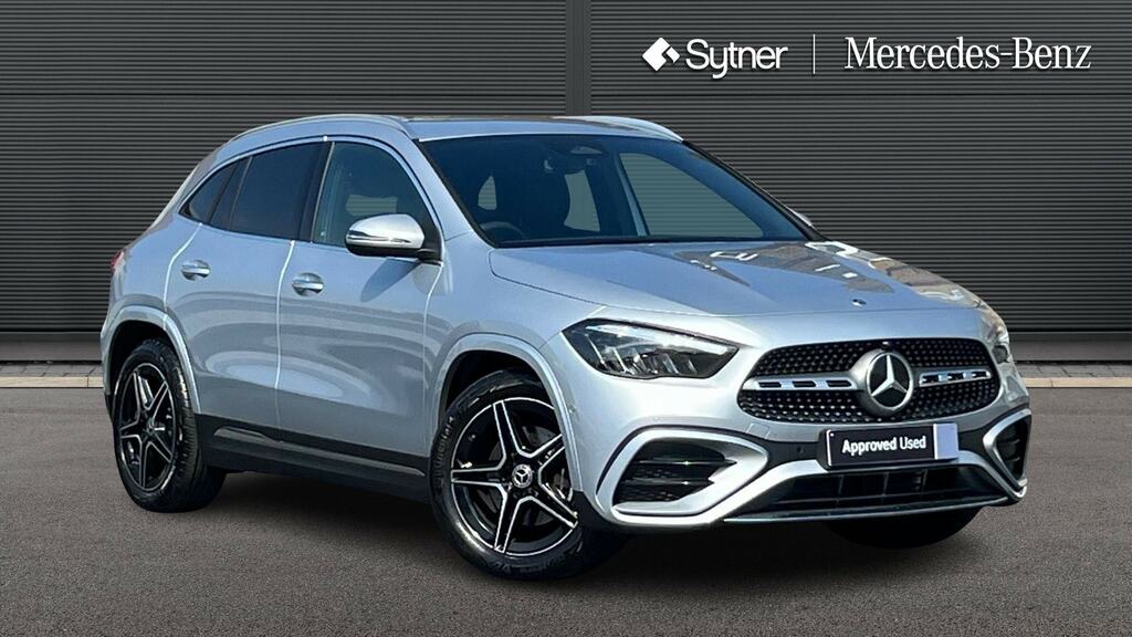 Mercedes-Benz GLA Class Gla 200D Amg Line Executive Silver