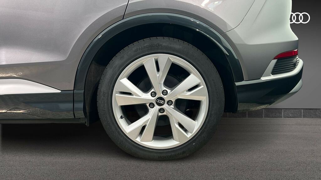 Audi Q4 E Tron 210Kw 45 82Kwh S Line Leather Grey #5