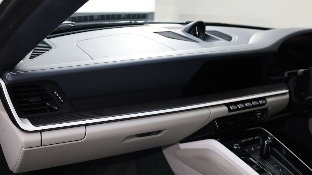 Porsche 911 Gts T-hybrid Pdk 4 Seat Silver #23