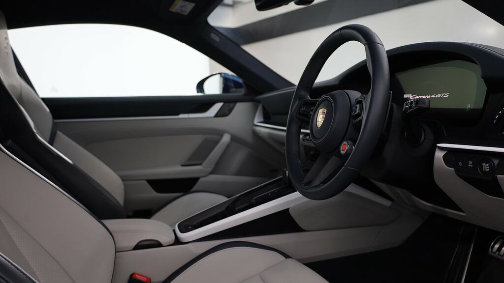 Porsche 911 Gts T-hybrid Pdk 4 Seat Silver #19