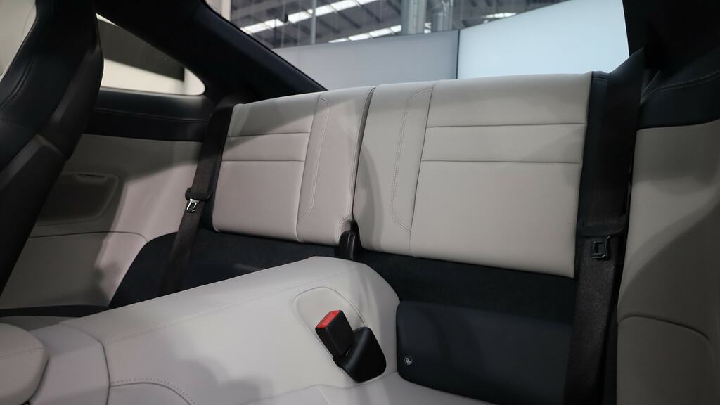 Porsche 911 Gts T-hybrid Pdk 4 Seat Silver #24