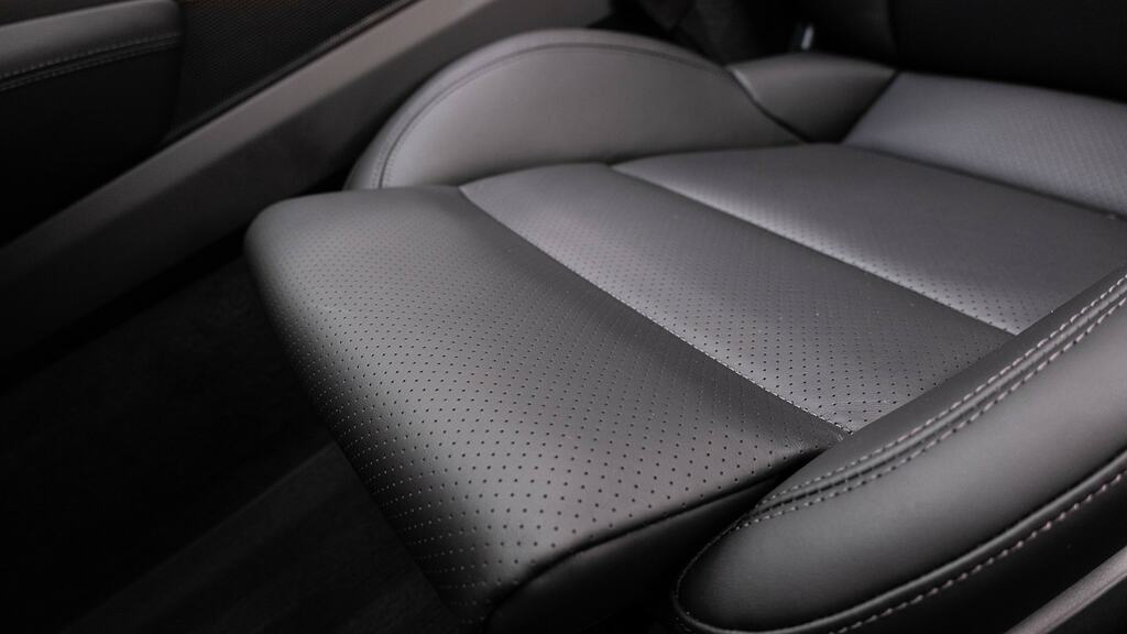 Porsche 911 Gt3 Touring Euro 6 Grey #48