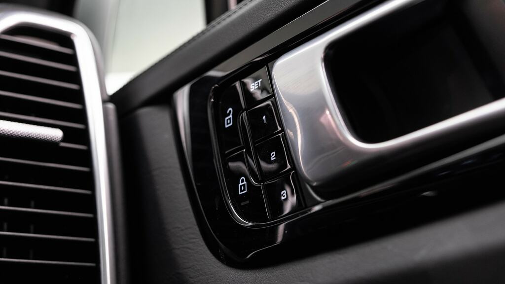 Porsche Cayenne 3.0 V6 E-hybrid 14.1Kwh Coupe Plug-in H Grey #27