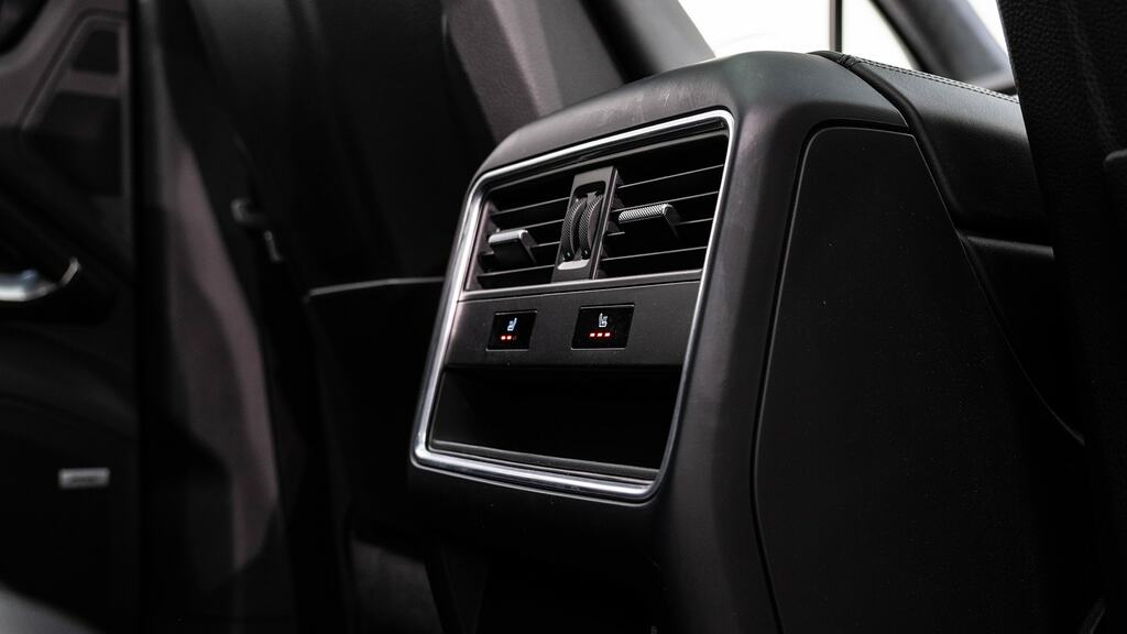 Porsche Cayenne 3.0 V6 E-hybrid 14.1Kwh Coupe Plug-in H Grey #52