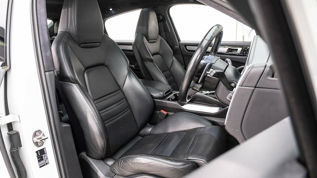 Porsche Cayenne 3.0 V6 E-hybrid 14.1Kwh Coupe Plug-in H Grey #11