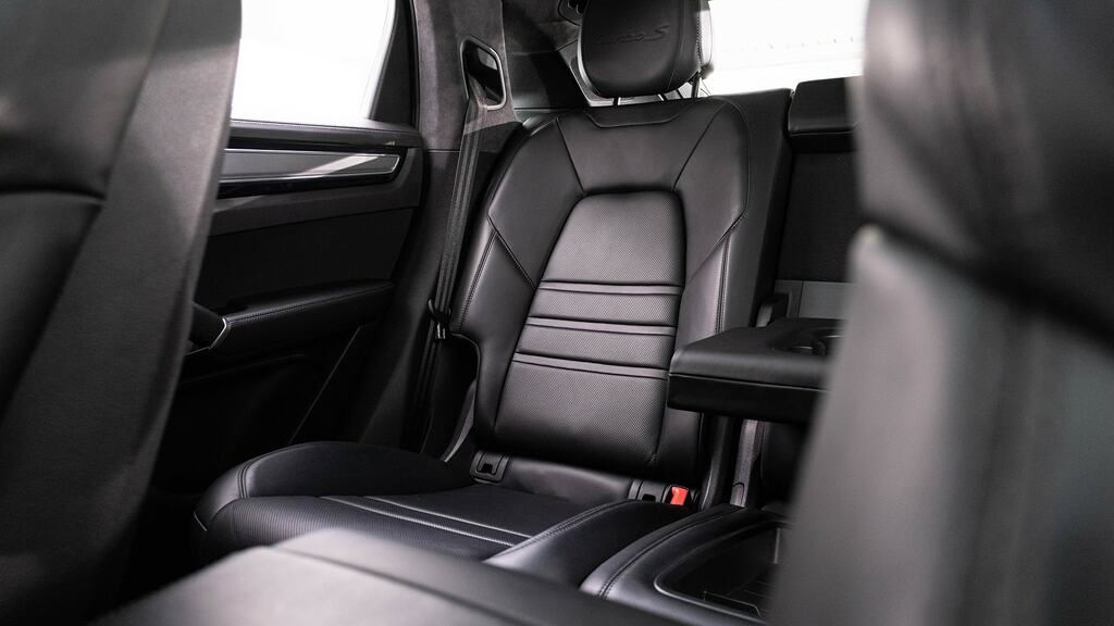 Porsche Cayenne 3.0 V6 E-hybrid 14.1Kwh Coupe Plug-in H Grey #50