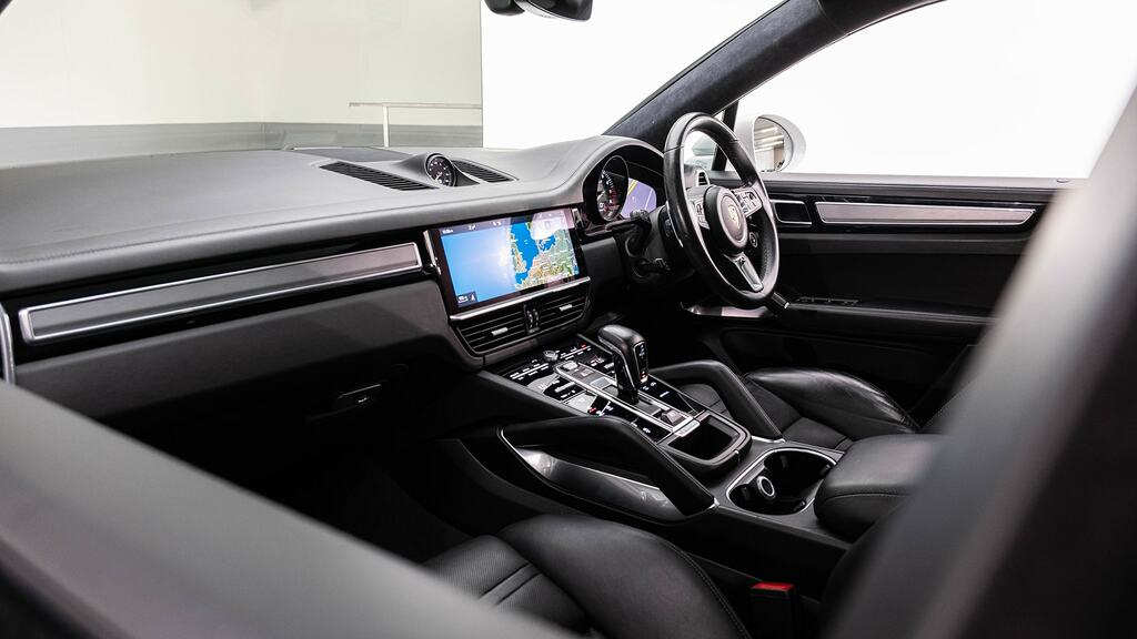 Porsche Cayenne 3.0 V6 E-hybrid 14.1Kwh Coupe Plug-in H Grey #13