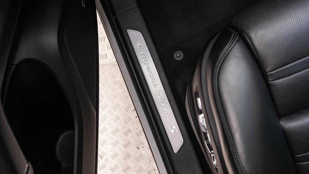 Porsche Cayenne 3.0 V6 E-hybrid 14.1Kwh Coupe Plug-in H Grey #48