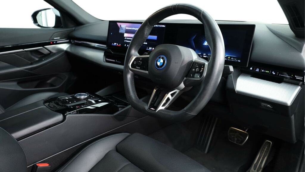 BMW 5 Series 520I M Sport Pro Saloon White #6