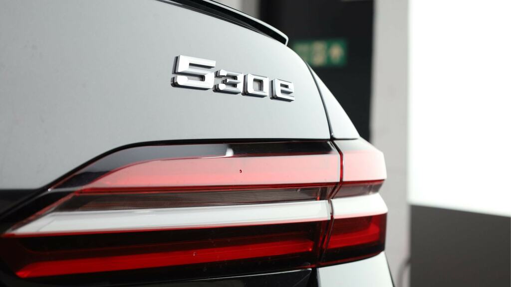 BMW 5 Series 520I M Sport Pro Saloon White #23