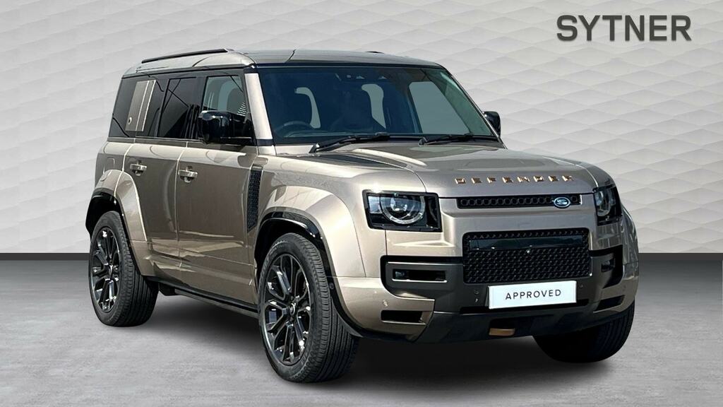 Land Rover Defender 110 4.4 P635 Octa 110 Gold