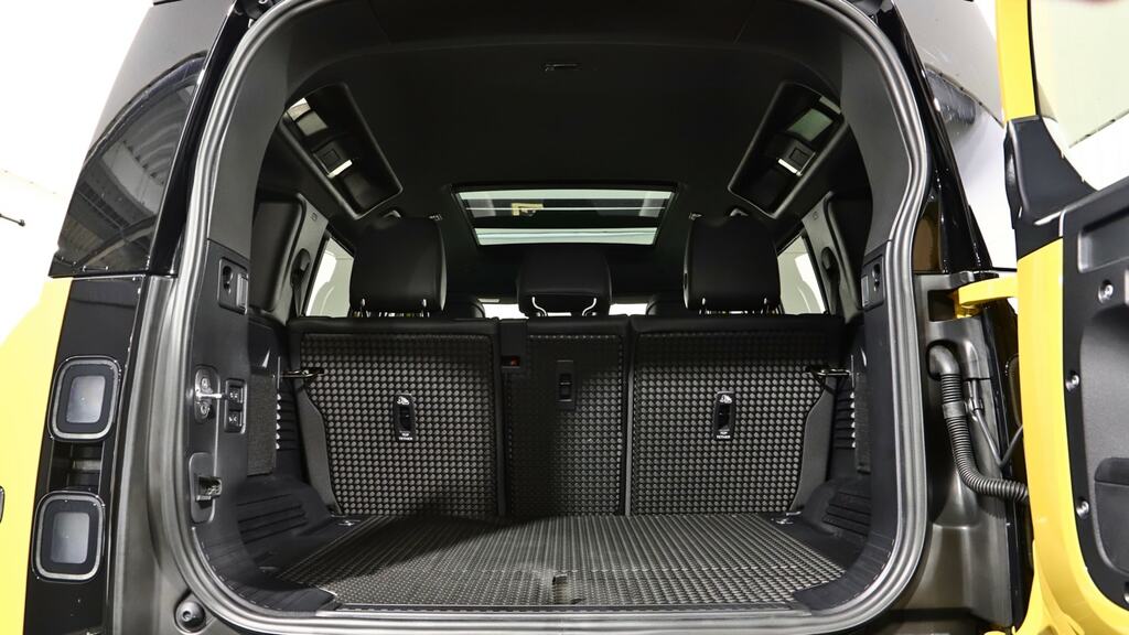 Land Rover Defender 110 3.0 D250 X-dynamic Se 110 7 Seat Black #10