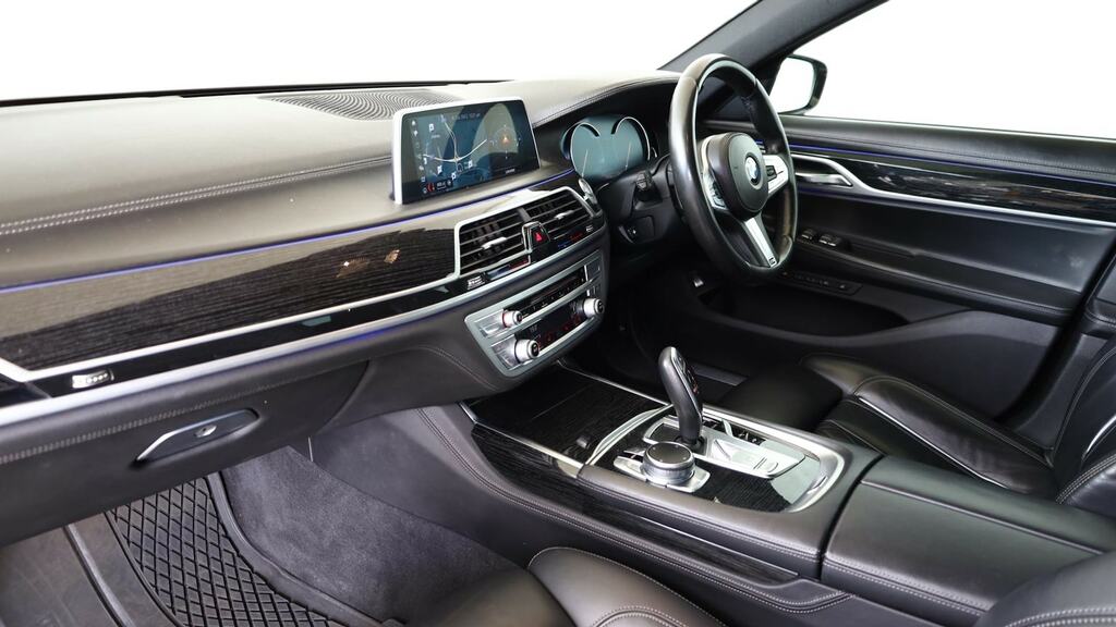 BMW 7 Series 740D Xdrive M Sport Grey #7