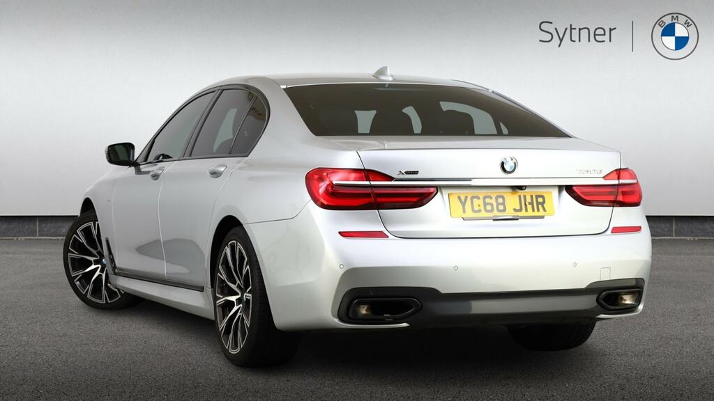 BMW 7 Series 730D Xdrive M Sport Silver #2