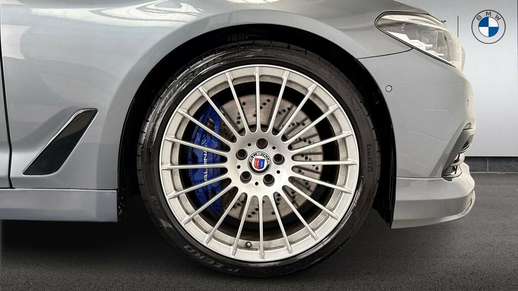 BMW 5 Series 530D M Sport Grey #14