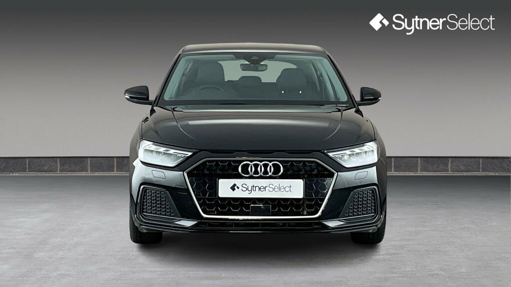 Audi A1 25 Tfsi Sport Black #4