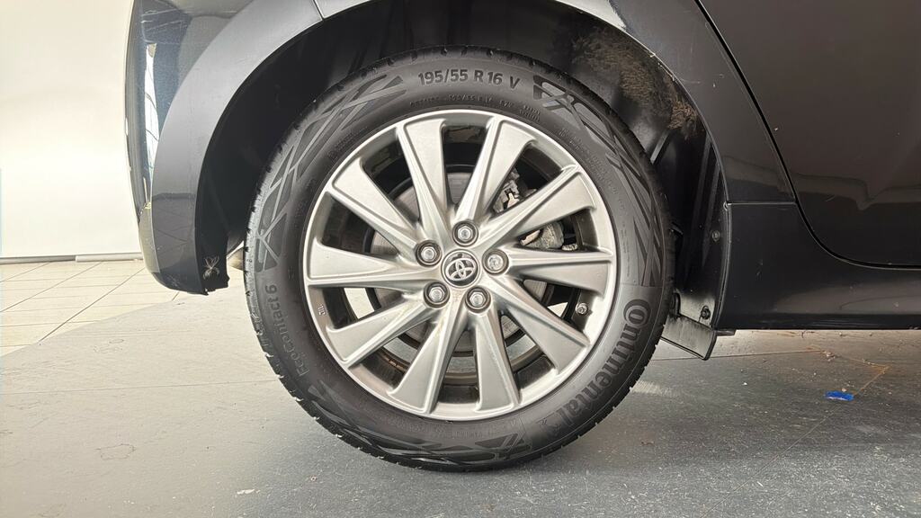 Toyota Yaris 1.5 Vvt-h Excel E Cvt Silver #24