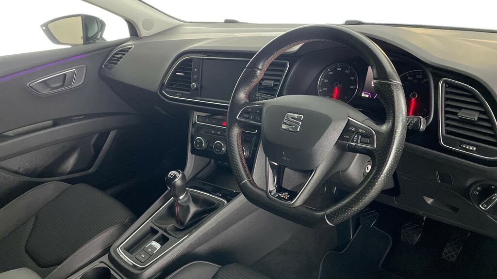 Seat Leon 1.5 Tsi Evo 150 Fr Black Edition Ez Dsg Black #9