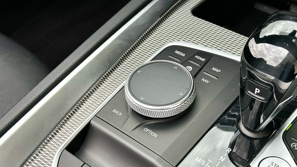 BMW Z4 Sdrive 20I M Sport Black #31