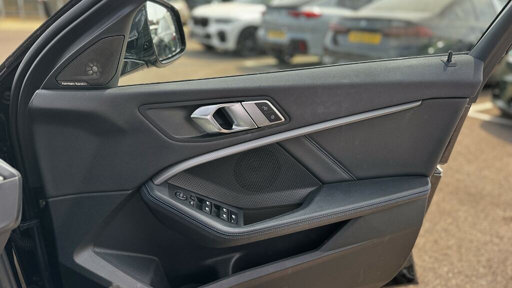 BMW 1 Series 118I M Sport Step Blue #18