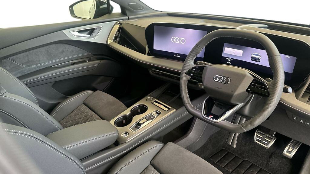 Audi Q4 E Tron 210Kw Performance 82Kwh Vorsprung Green #6