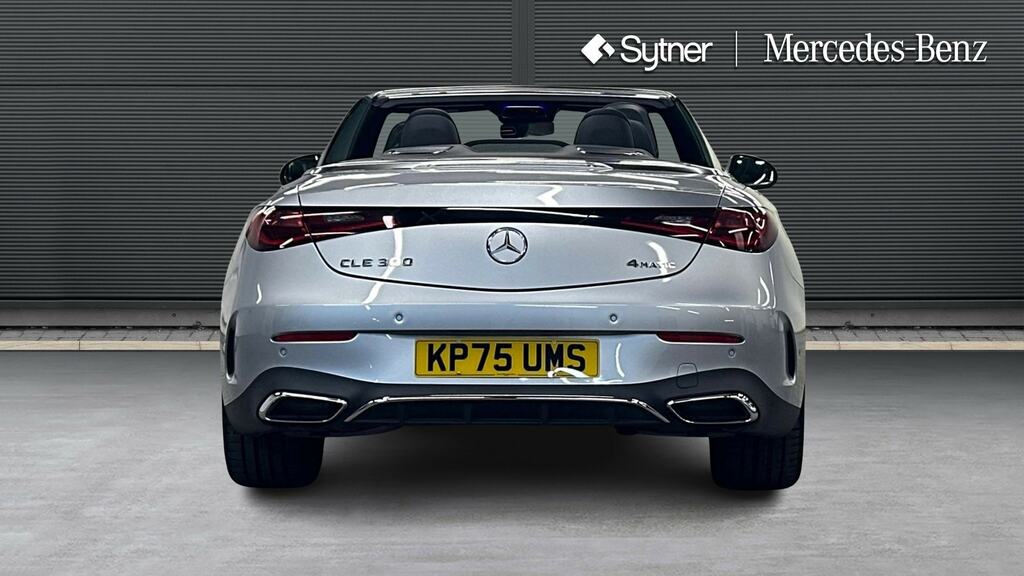 Mercedes-Benz 300 300 4Matic Amg Line Premium Plus 9G-tronic Black #11