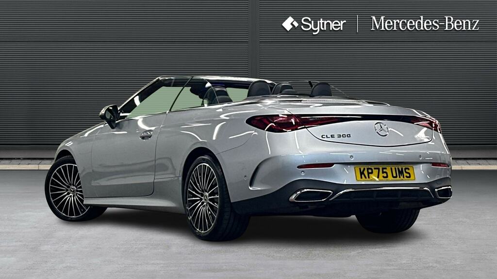 Mercedes-Benz 300 Cle 300 4Matic Amg Line Premium 9G-tronic Silver #4