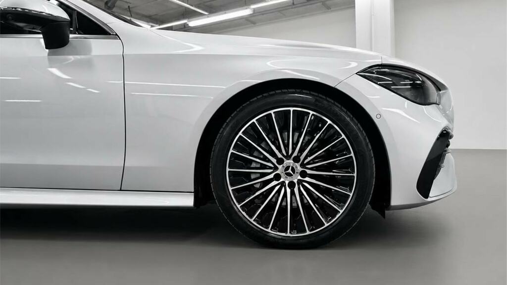 Mercedes-Benz 300 300 4Matic Amg Line Premium Plus 9G-tronic Black #8