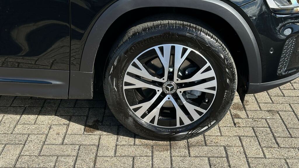 Mercedes-Benz GLB Class Glb 200 Sport Executive 7G-tronic Black #5