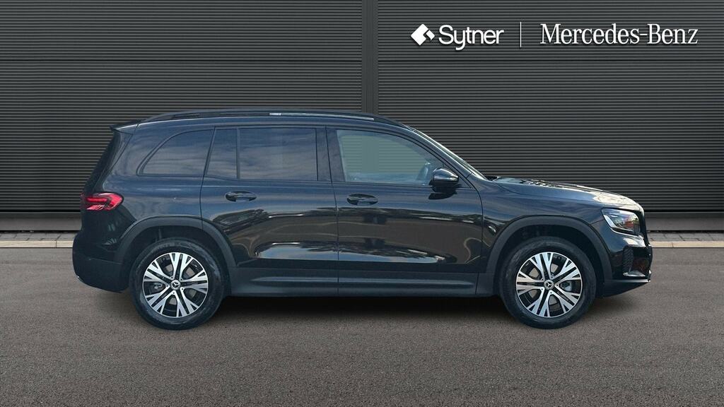 Mercedes-Benz GLB Class Glb 200 Sport Executive 7G-tronic Black #4