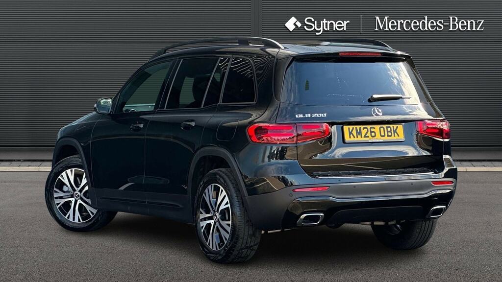 Mercedes-Benz GLB Class Glb 200 Sport Executive 7G-tronic Black #2