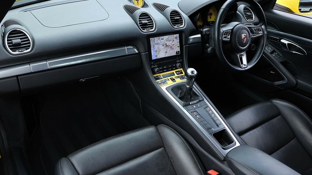 Porsche 718 Cayman 2.5 S Yellow #3