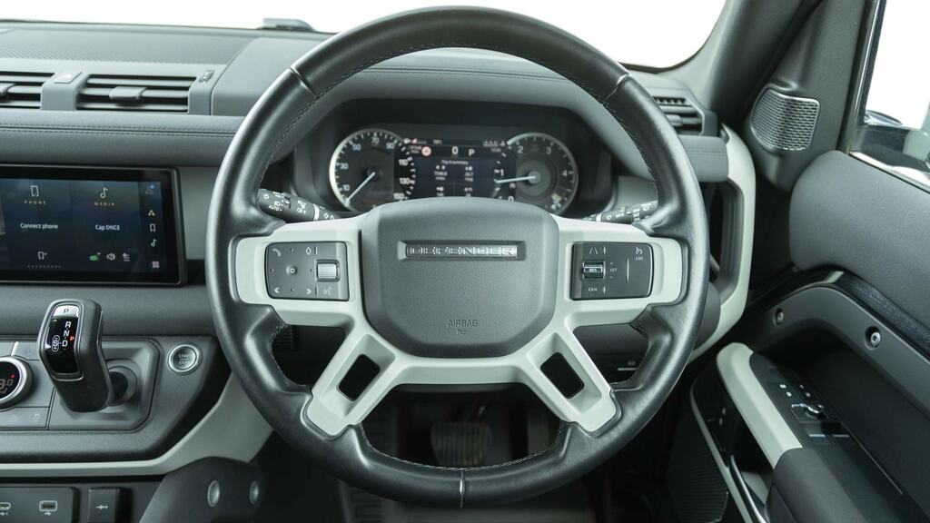 Land Rover Defender 90 3.0 D250 Hard Top Se Black #15