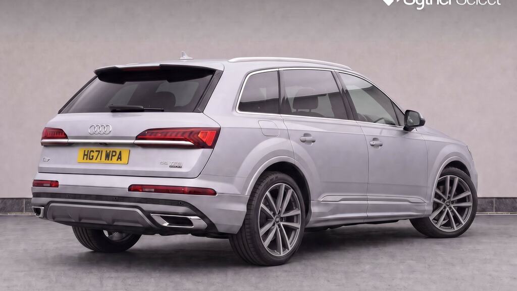 Audi Q7 55 Tfsi Quattro S Line Tiptronic Cs Pack Silver #4