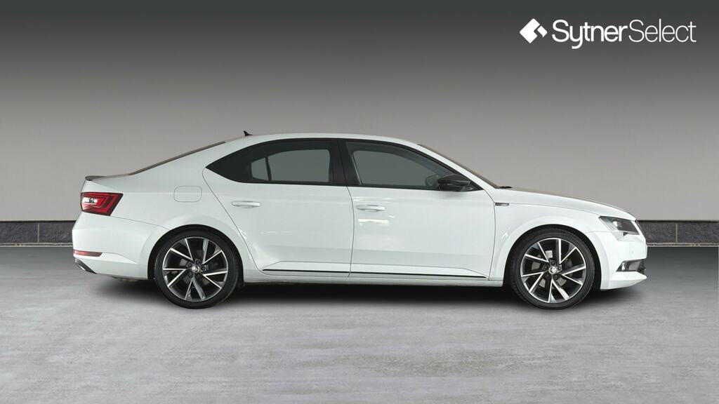 Skoda Superb 1.5 Tsi Sport Line Dsg White #3