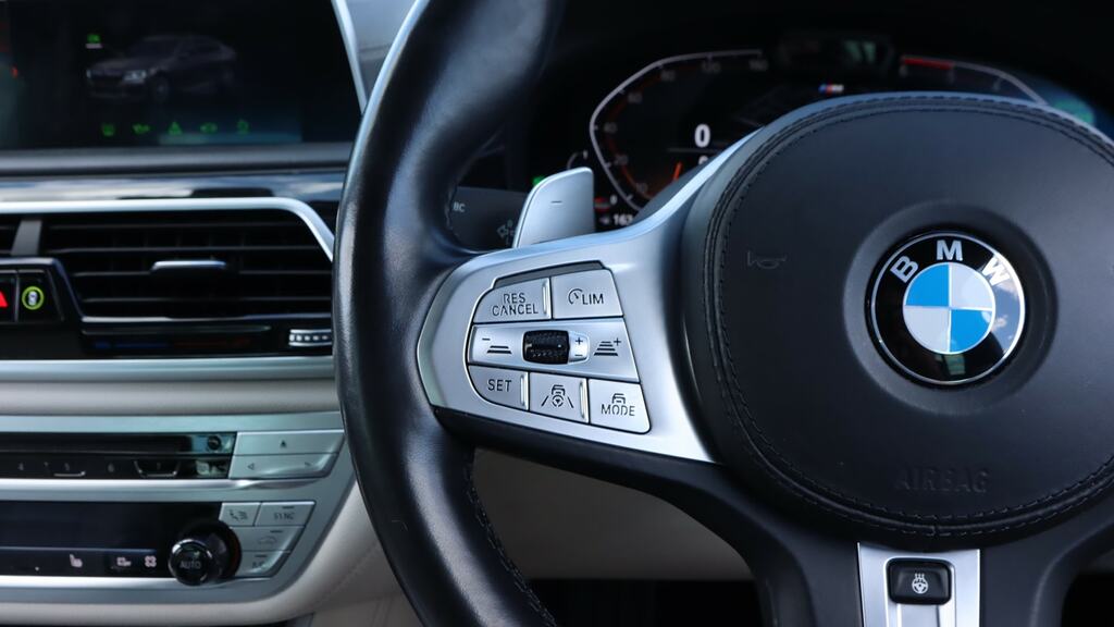 BMW 7 Series 740I M Sport Black #17