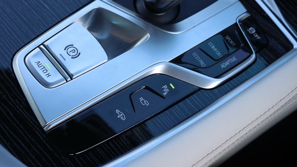 BMW 7 Series 740I M Sport Black #19