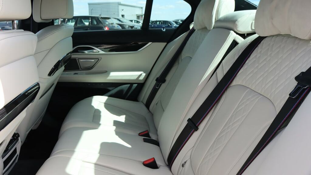 BMW 7 Series 740I M Sport Black #12