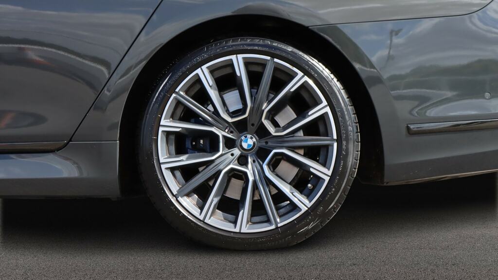 BMW 7 Series 740I M Sport Black #14