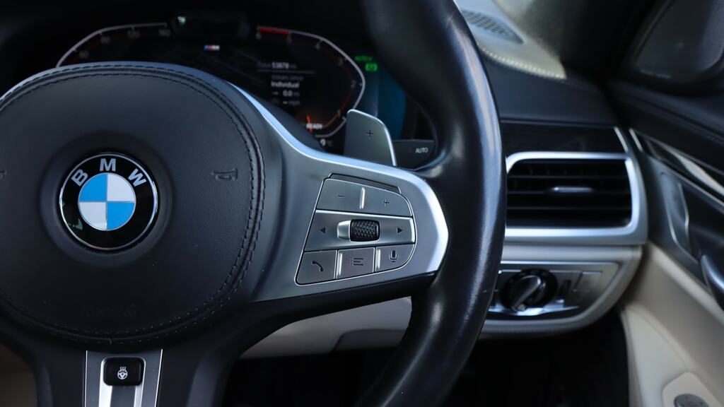 BMW 7 Series 740I M Sport Black #18