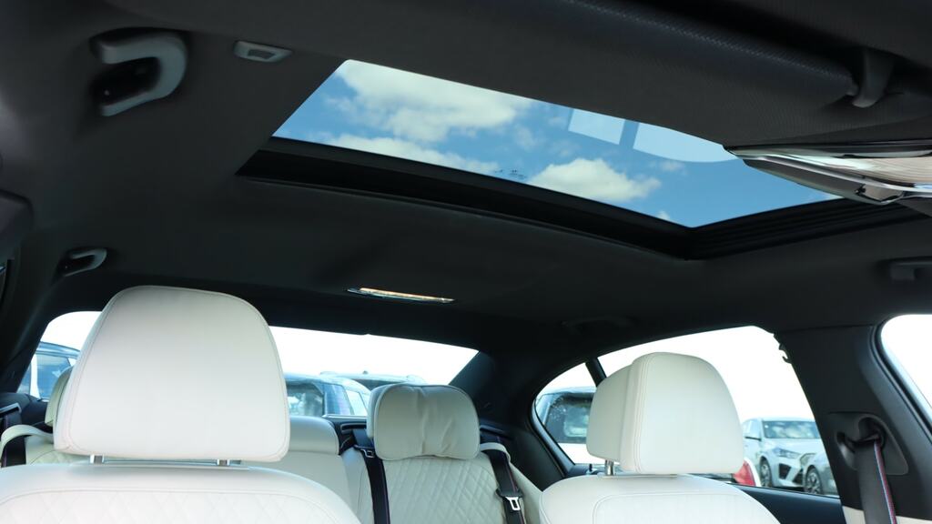 BMW 7 Series 740I M Sport Black #27